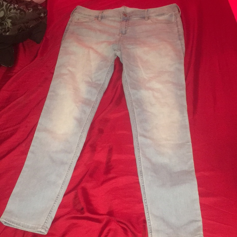 Hollister jeans